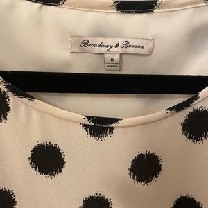 Broadway and brooms silk women’s dress. Lightweight. Clean. Nearly new.